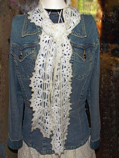 Victorian Lace Scallop Scarf