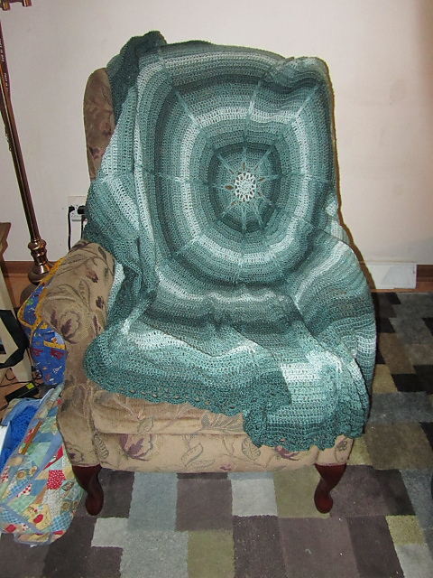 Loops-A-Dazy Afghan