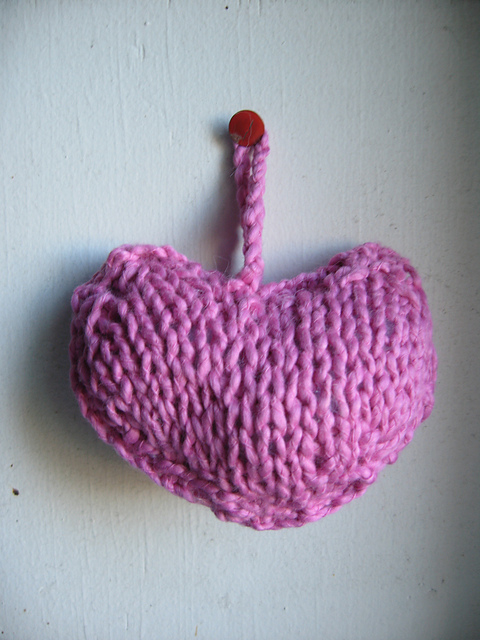 LITTLE HEART CUSHION