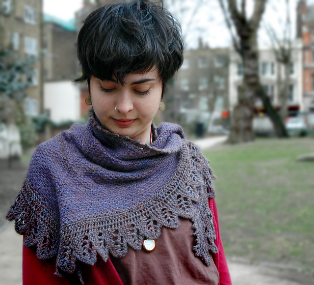 The Crow Waltz Shawl