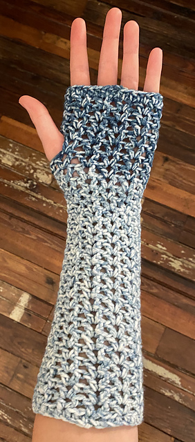 V-Stitch Fingerless Gloves