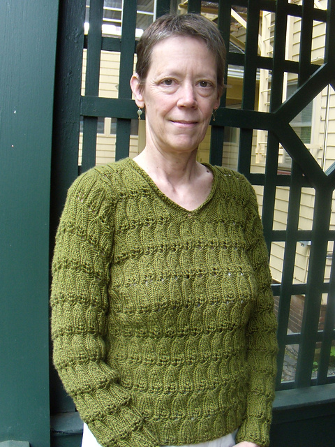 Brocade Leaves Pullover