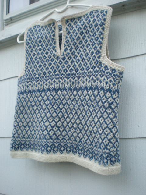 Ravelry: Square-Rigged Vest WG30 pattern by Meg Swansen