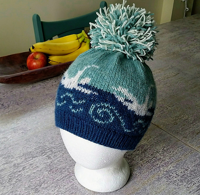 swim swirl hat