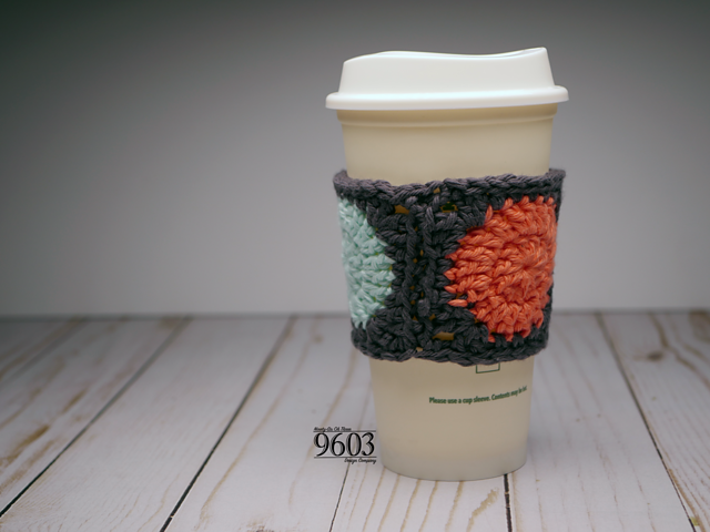 Circles to Squares Coffee Cozy
