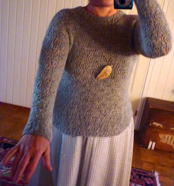 ZAKURO Sweater