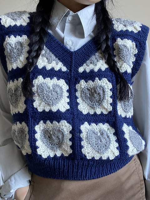 Ravelry: Vintage heart vest pattern by Anna Kim