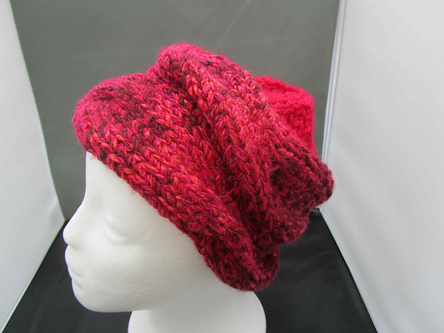 Ravelry: julsno’s Russian Hat red