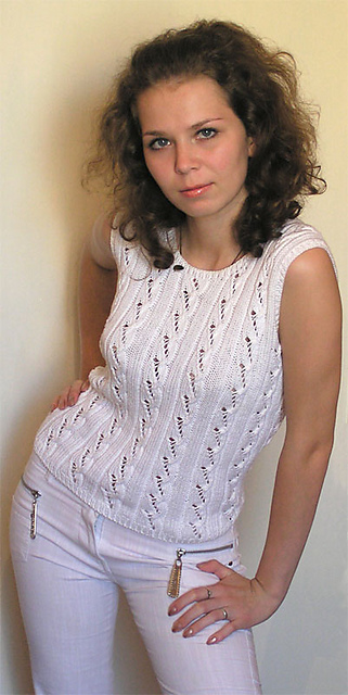 # 03 Weißes Twinset (Top)