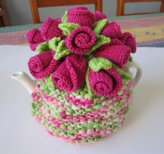 Rosebuds Tea Cosy