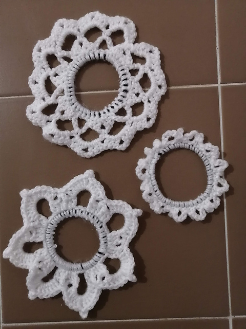 Snowflake Scrunchies