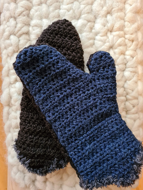 Mountain man mittens