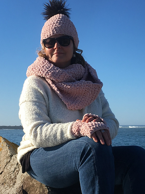Cuddle Up Infinity Scarf