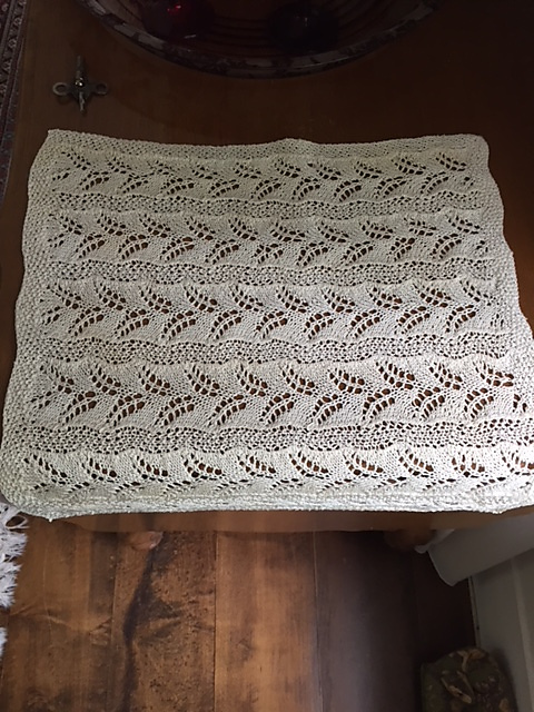 Knitted Luncheon Set #4025
