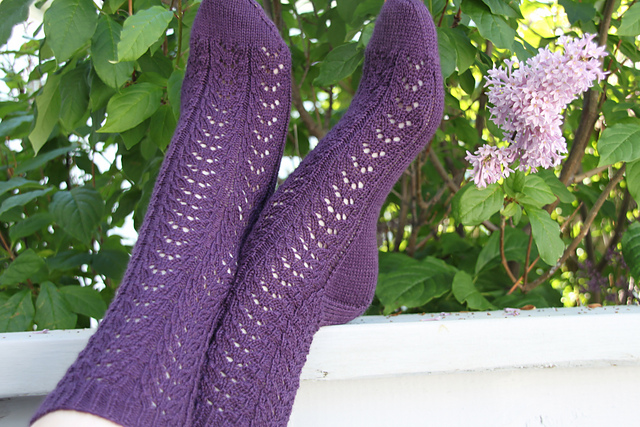 Meet Me in the Garden Socks