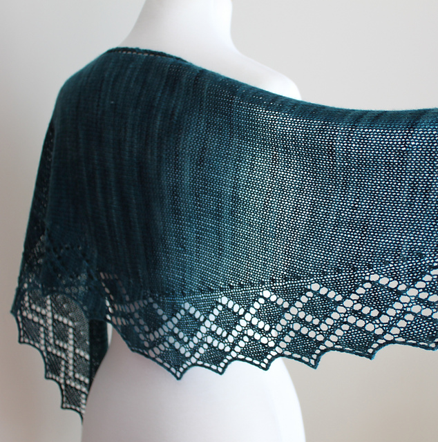 Zigzag Diamond Shawl