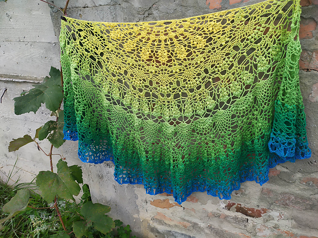 Tauriela Shawl