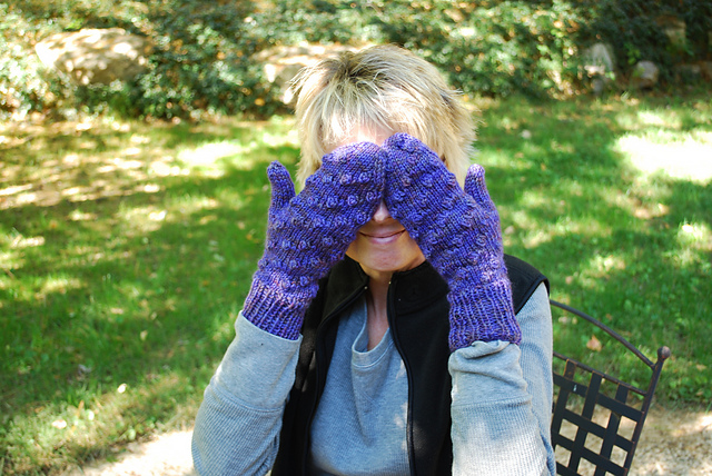 Bobbly Blue-Green Mittens
