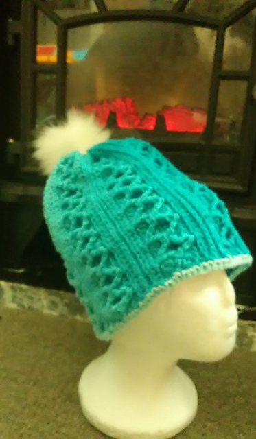 Icy Ridges Neckwarmer Slouchy