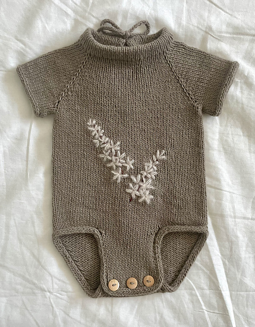 Nawara Onesie