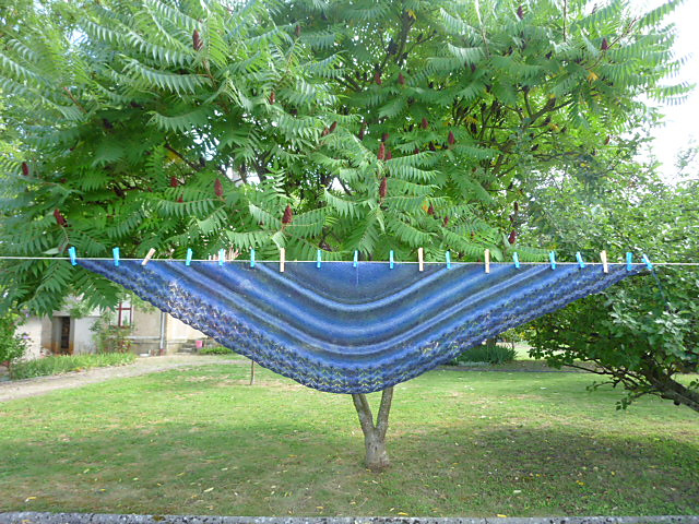 Saphir Shawl