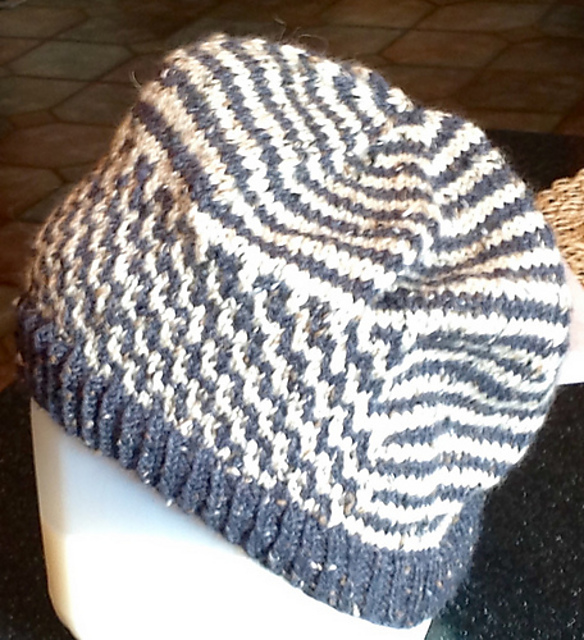 S9212 Mosaic Striped Hat