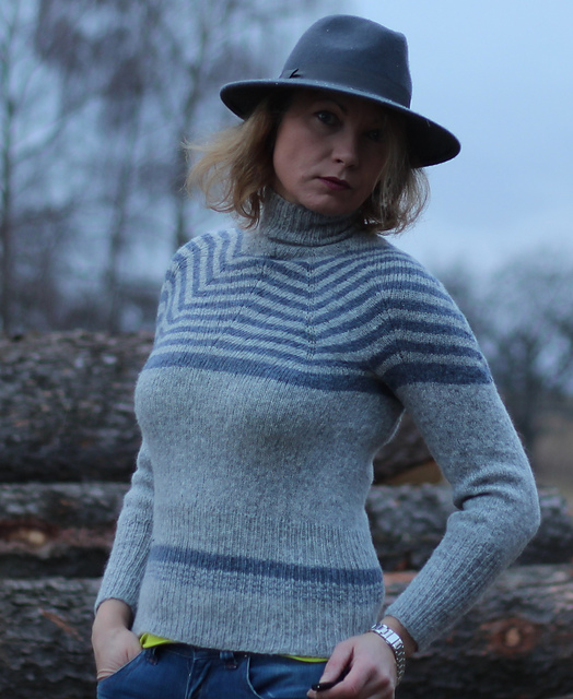Moss pullover