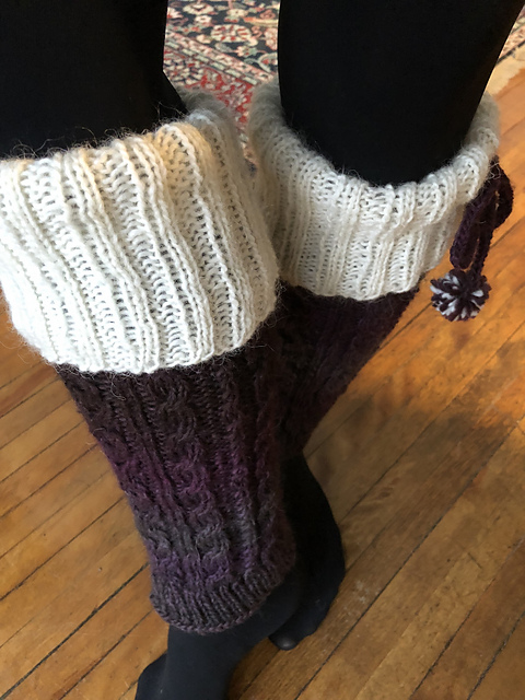 Slouchy Cabled Legwarmers