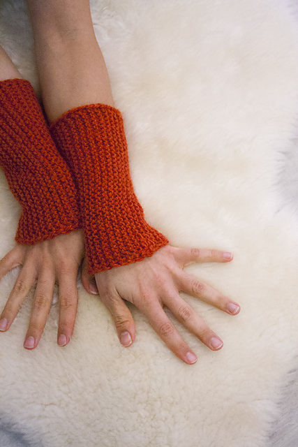 Wrist warmers – The world's easiest!