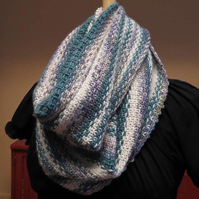 Linen Stitch Cowl