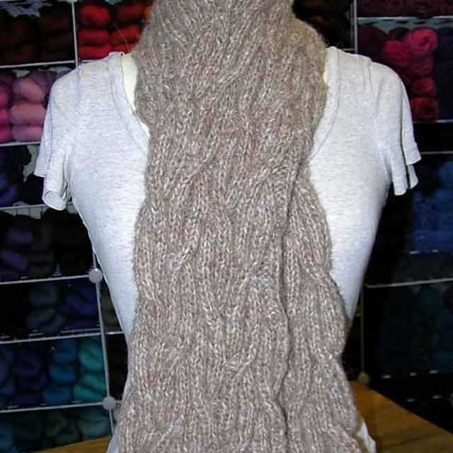 Reversible Rib Cable Scarf