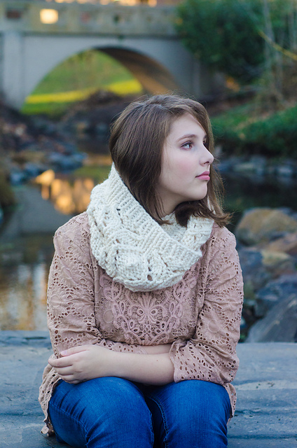 Whitman Cowl