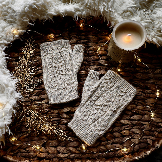 Snow Fern Fingerless Mitts