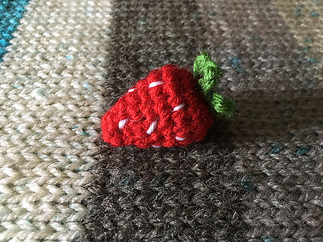 Ravelry: Simple Strawberry pattern by Kat Perdue