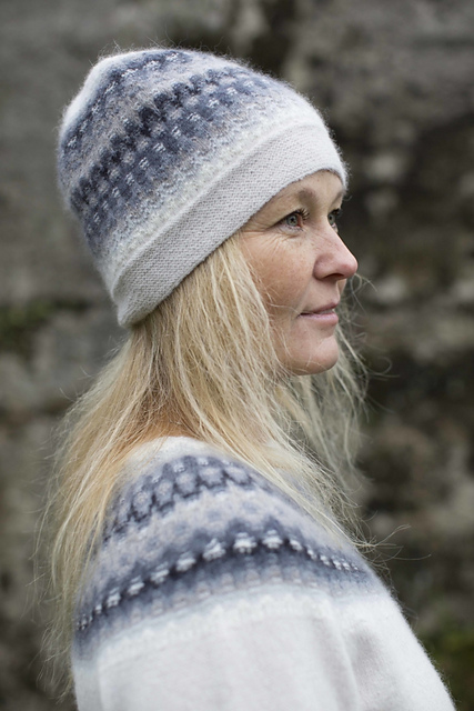 The Gray Egg Hat