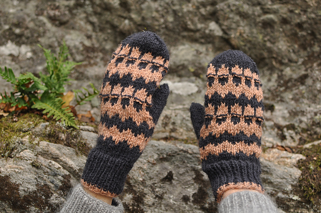 Marketta Mittens