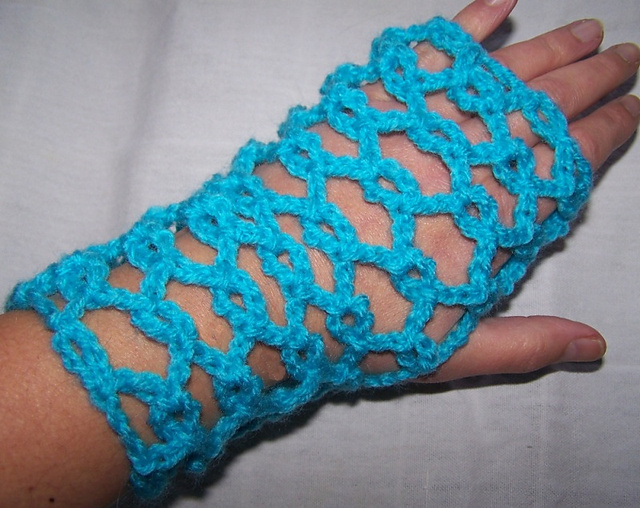 Chain Maille Fingerless Mittens