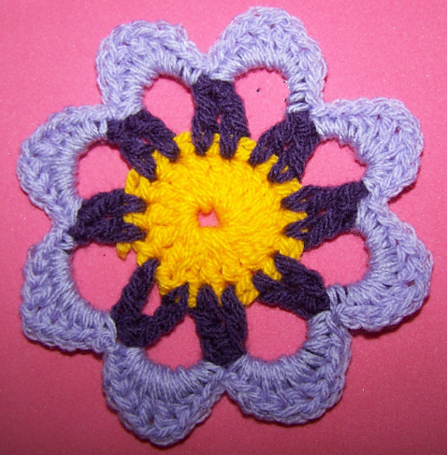 Easy Crochet Flower Motif in Three Rounds