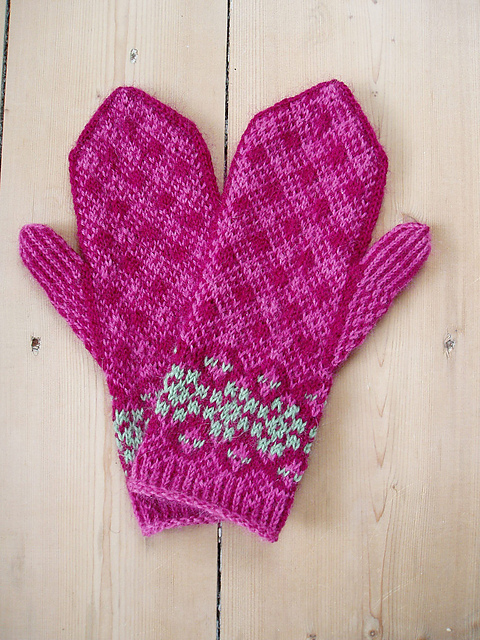 Keefely Mittens