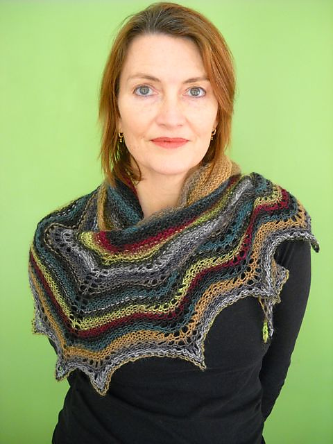 Wave on Wave Shawlette