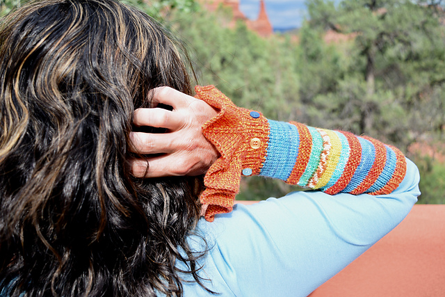 Proud Peacock Armlets