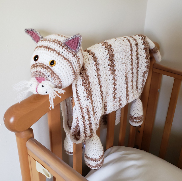 Noah's Cat Cot Blanket