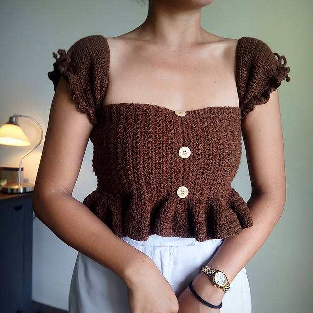 Ruched Sleeve Lace Top