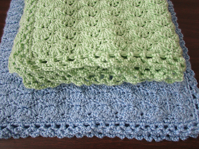Shells Blanket