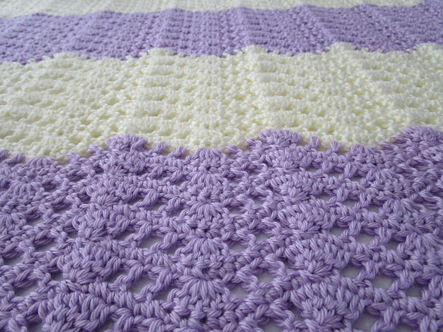 Modern Lace Ripple Blanket