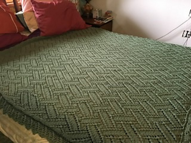 Open work lattice Afghan