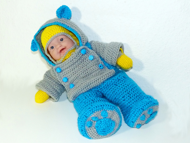 Ravelry: Snowsuit for 13