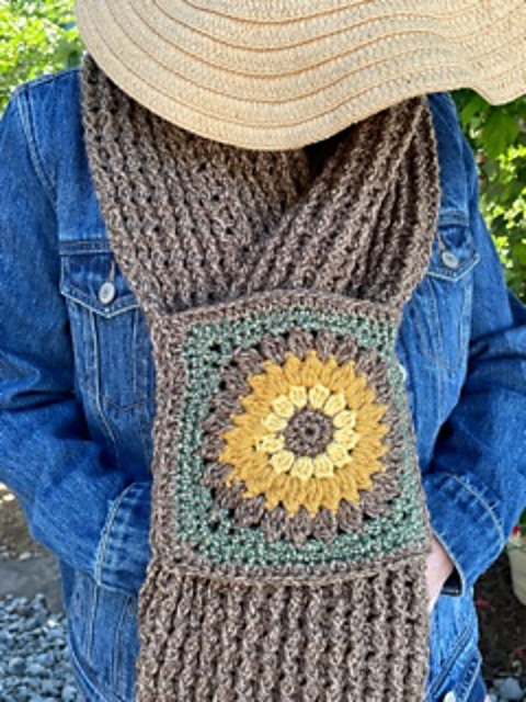 crochet sunflower scarf