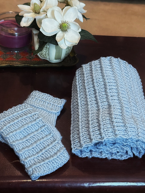 Horizontal Overlap Scarf