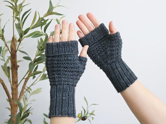 Light As A Feather Mitts